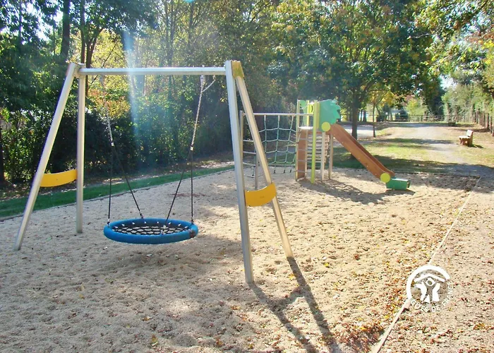 La Breme Villiers-Charlemagne